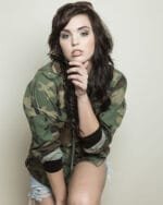 50-White-Savage-Seamless-Paper-5 - StudioBackdrops.com