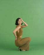 IndusLite L13 Chroma Green Seamless Paper 3 - StudioBackdrops.com